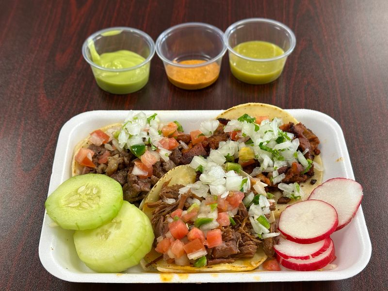 Pinches Tacos Al Carbon