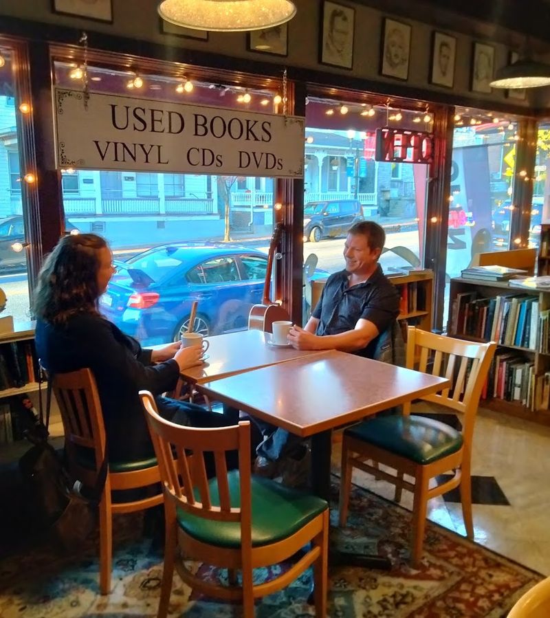 Salamander Bookstore Cafe, Annville