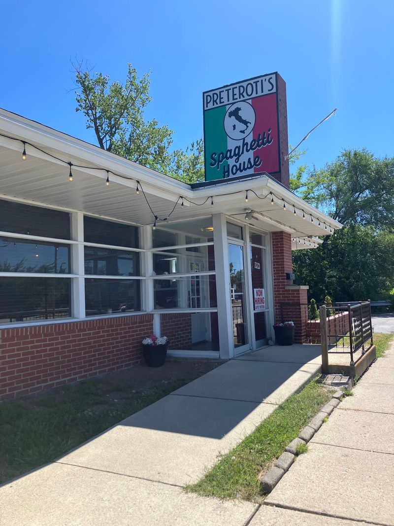 Preteroti's Spaghetti House, Findlay