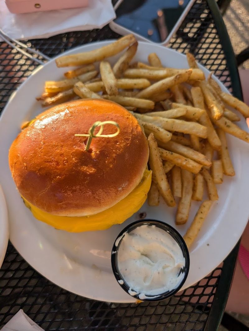 Live Music And Weekend Entertainment