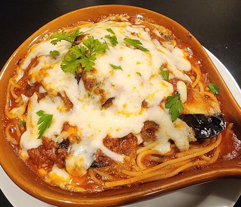 Popular Dishes And Customer Favorites