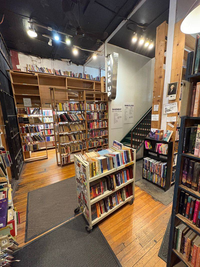 Hours, Timing, And How Not To Get Stuck On The Stairs