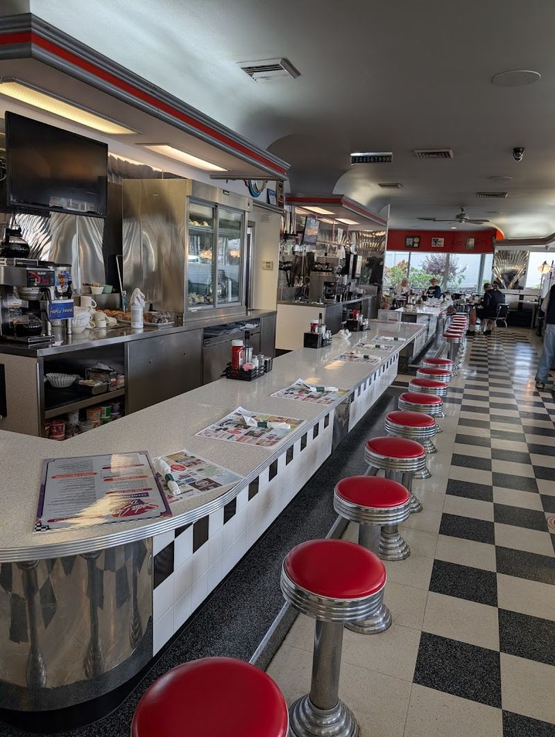 Why This Diner Keeps People Coming Back for Years