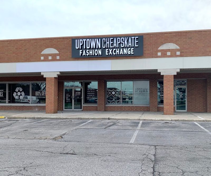 The Store Hours and How to Plan Your Visit