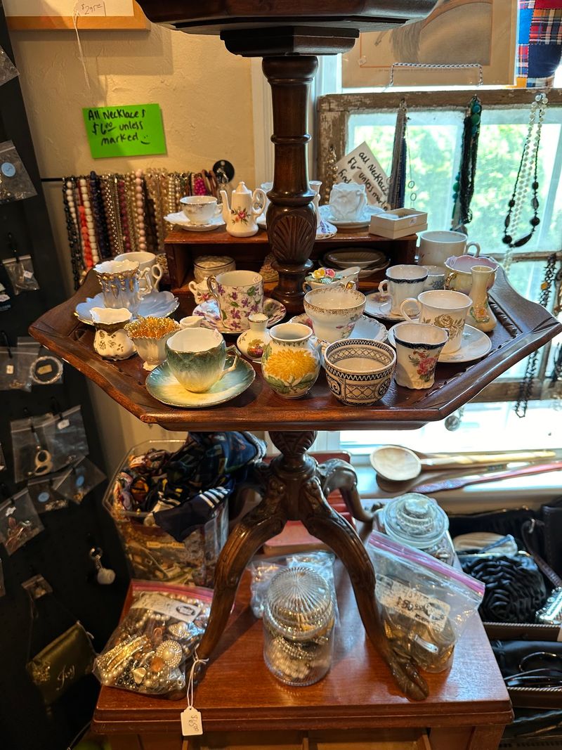 Prices That Make Antiquing Fun Again