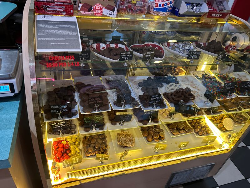 Homemade Pies and Hand-Crafted Chocolates to Go