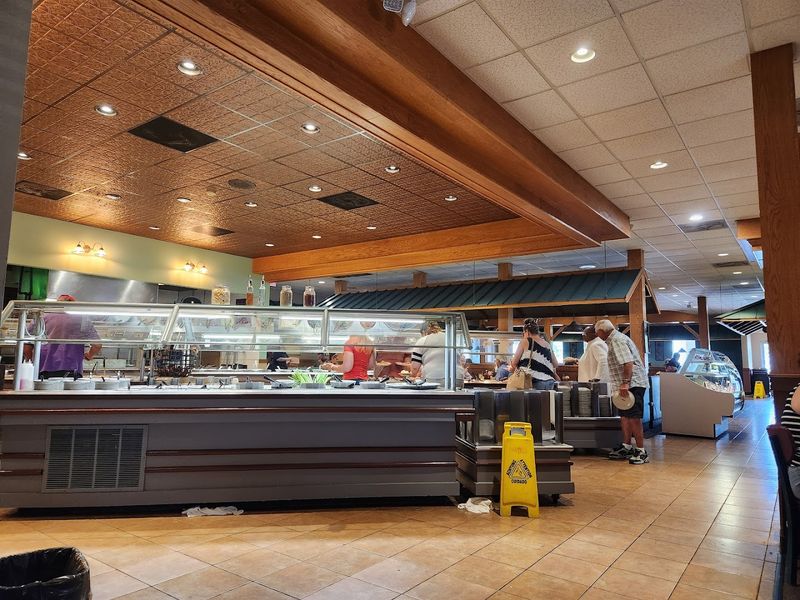 The Lunch-to-Dinner Transition Is Worth Timing Right