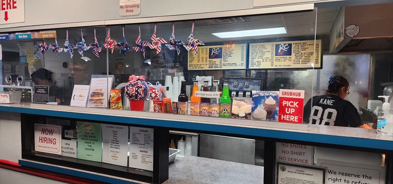 Service Style That Keeps The Line Moving