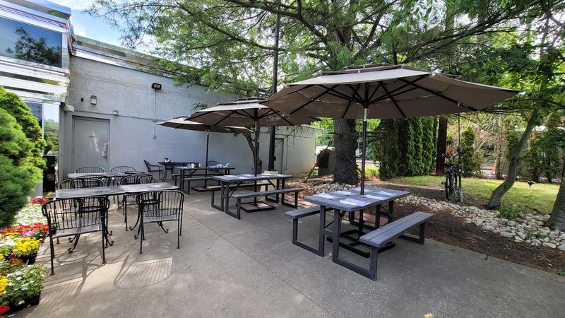 The Atmosphere That Makes You Linger