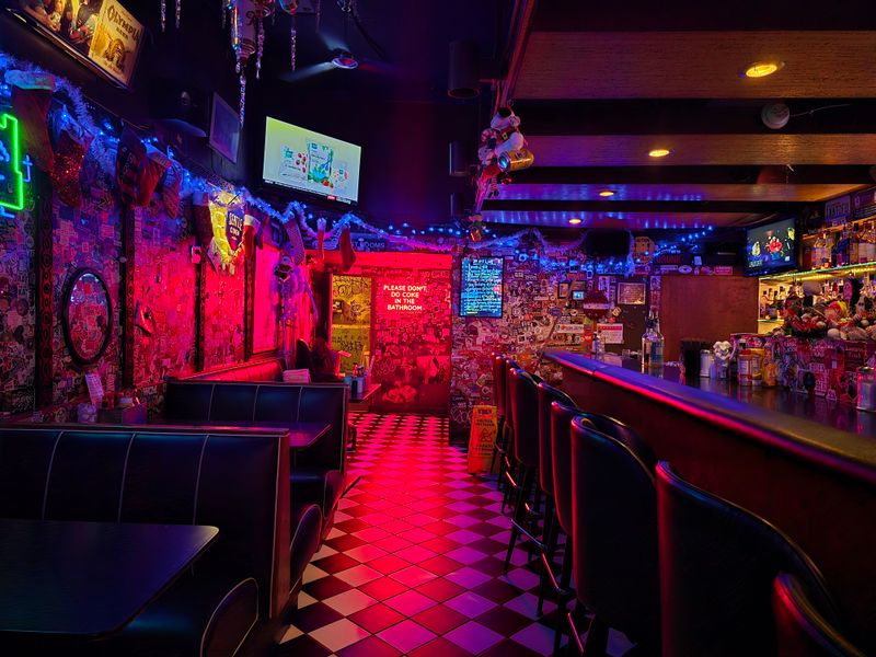 Location Near Seattle's Biggest Landmarks