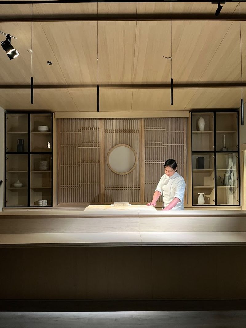 Hours Of Operation And Reservation Tips