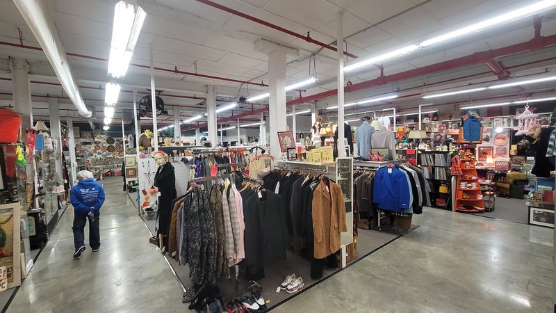 Prime Location In Adamstown, PA