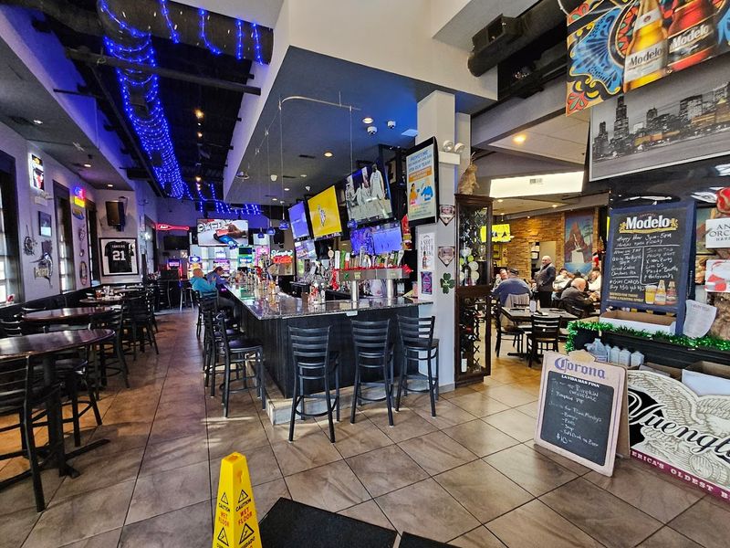 Prime Time Restaurant - Hickory Hills, Illinois
