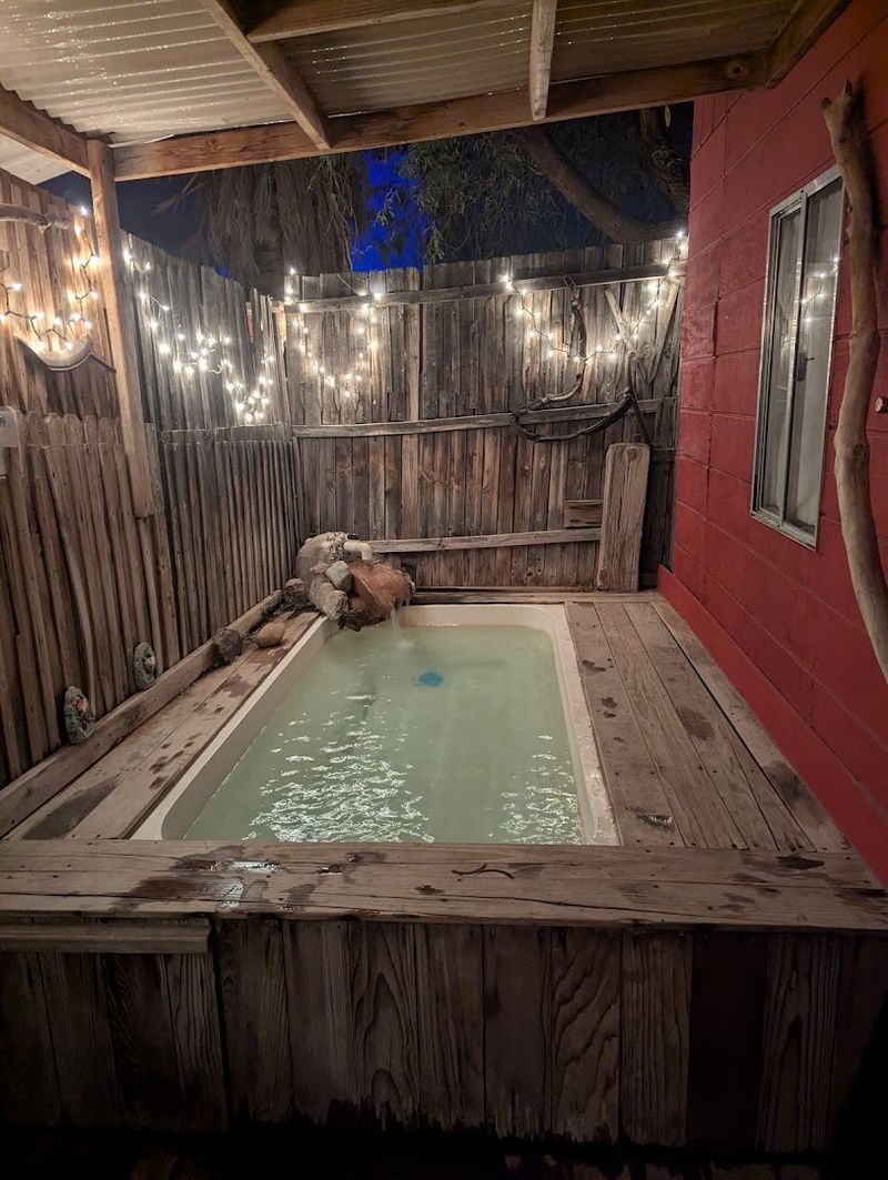Private Tubs And Cabanas