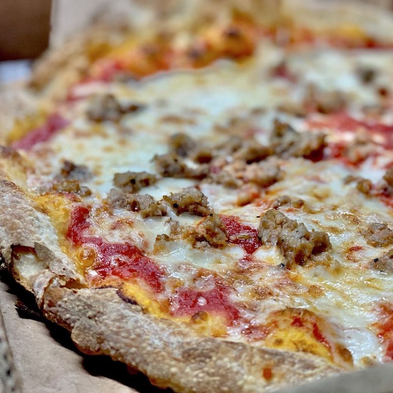 Gianni's Pizza (Hudson)