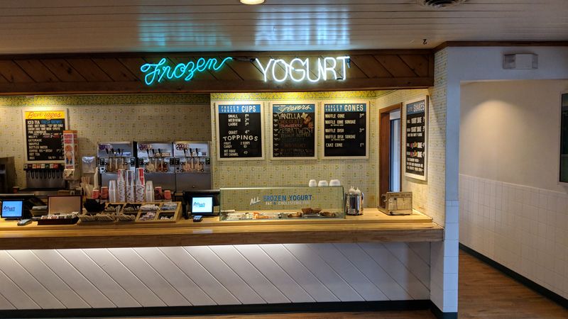 Arthur's Garden Deli - Rock Island