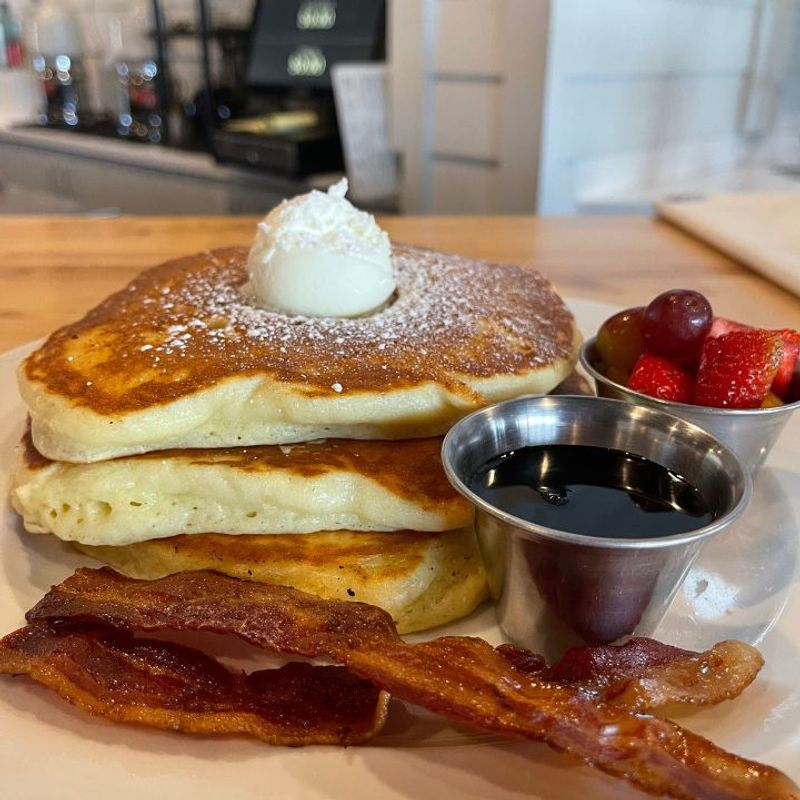 Toast & Berry, Montgomery