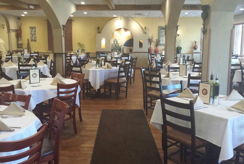 Psistaria Greek Taverna, Lincolnwood
