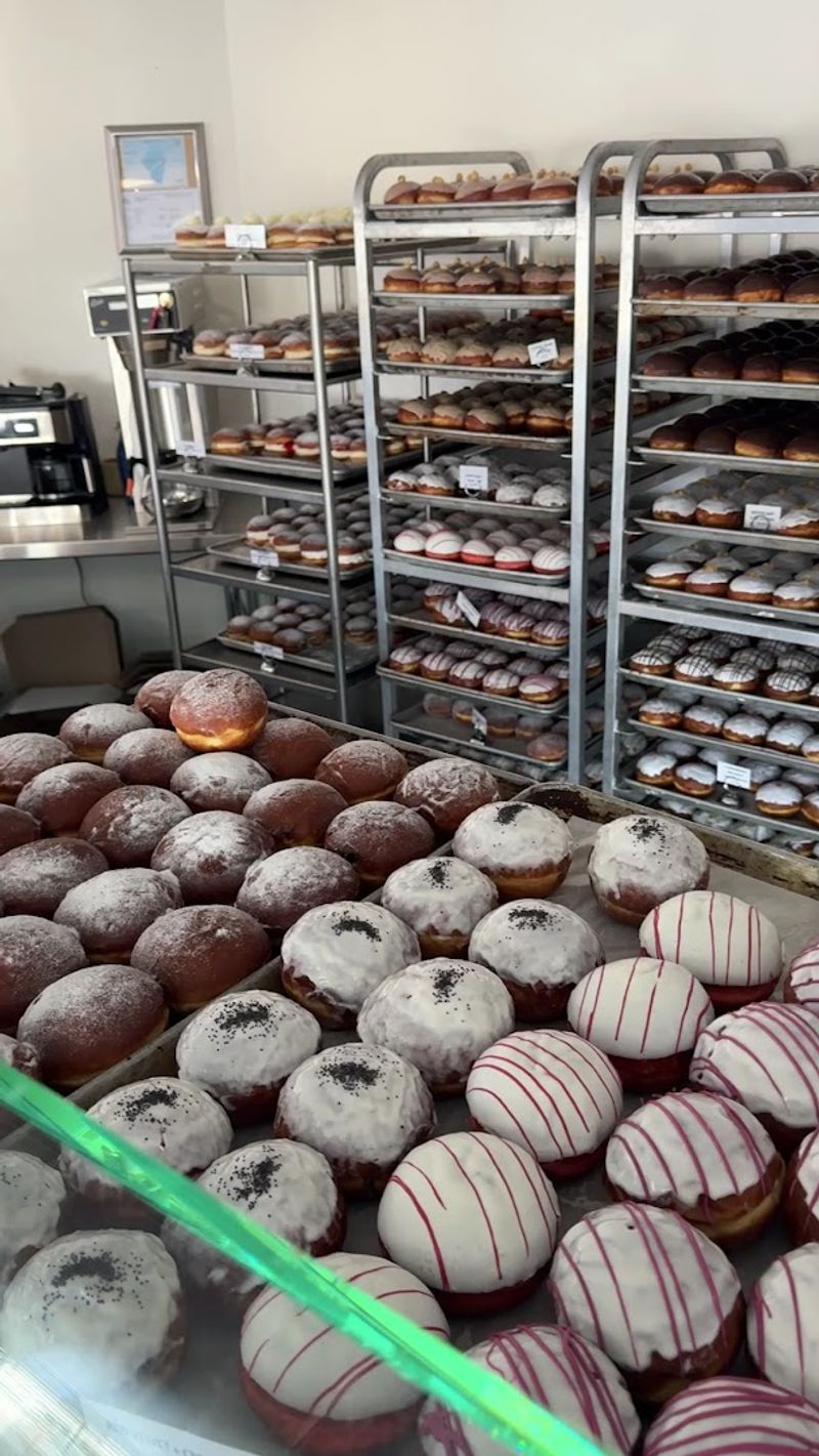 Oak Mill Bakery - Niles