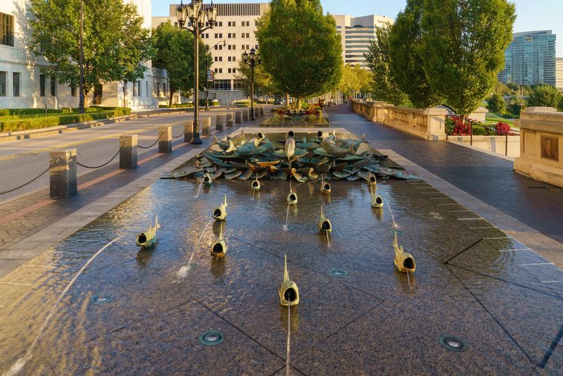 Public Art And Architecture Worth Slowing Down For Public Art And Architecture Worth Slowing Down For