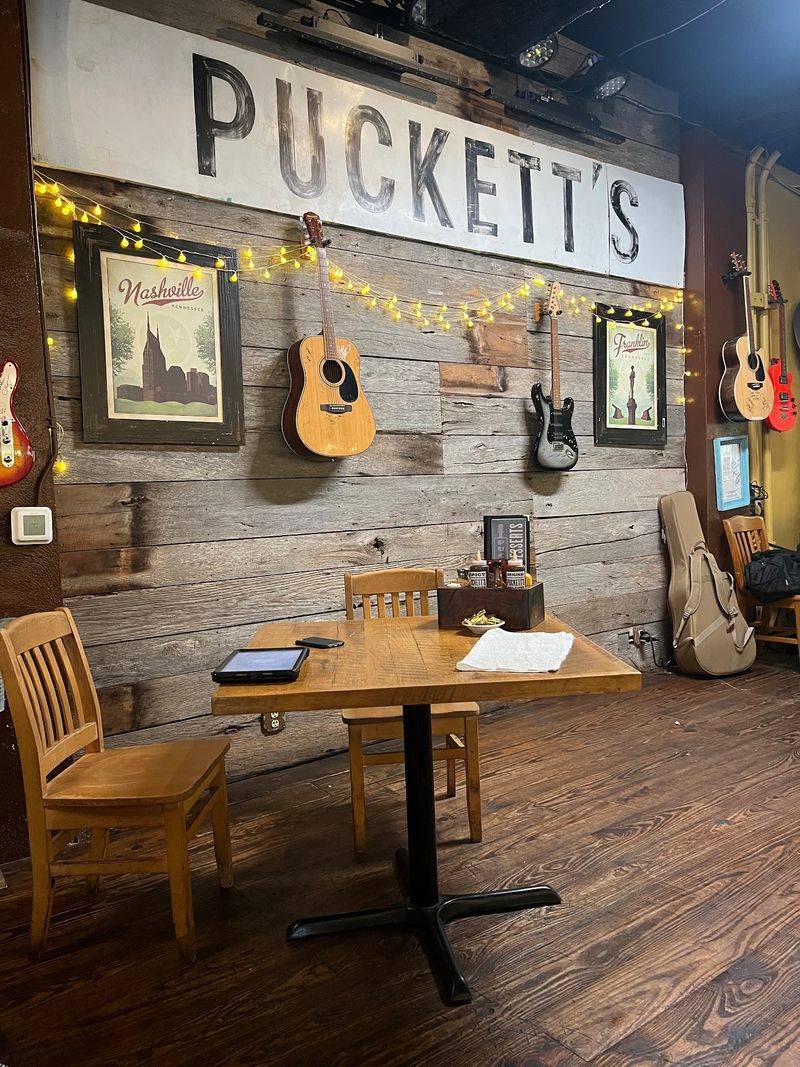 Puckett's Restaurant, Franklin
