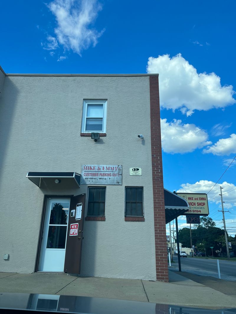 Mike & Emma's Sandwich Shop — Folsom