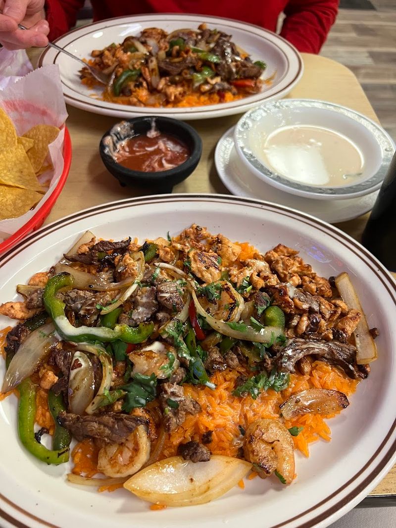 El Barril Mexican Restaurant — Taylor Ridge