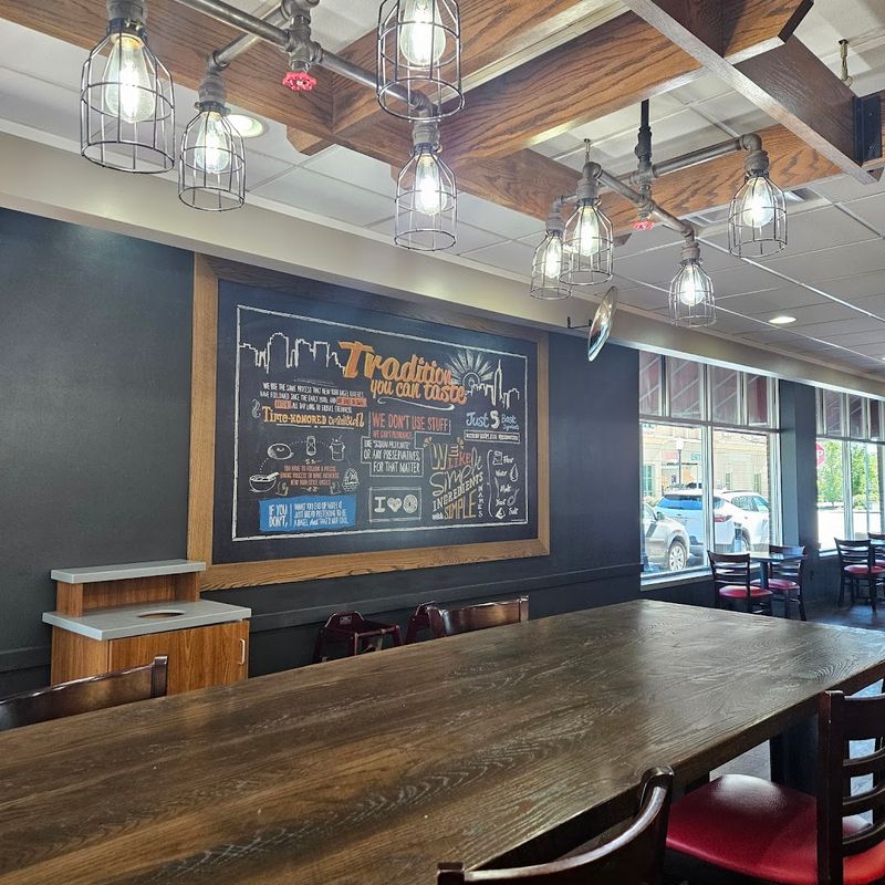 Seating, Sunlight, And People Watching