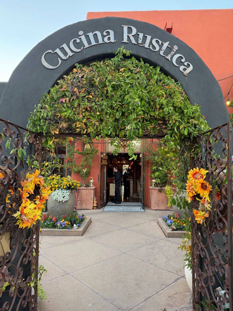 Cucina Rustica, Village of Oak Creek