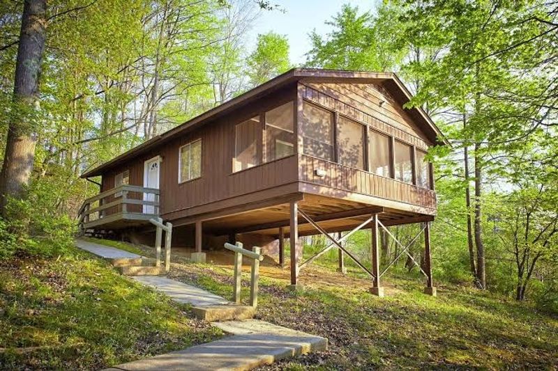 Salt Fork Lodge Cabin Stays, Kimbolton, Ohio