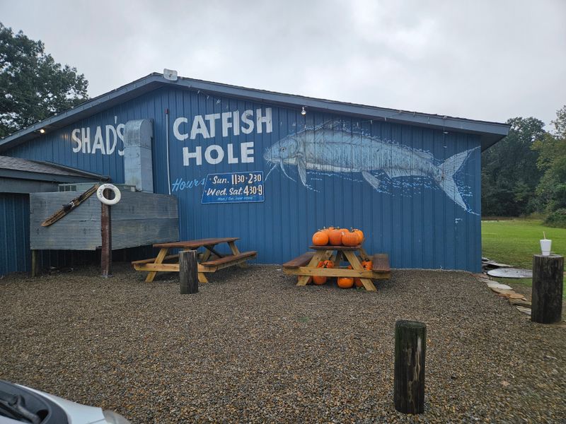 Shad's Catfish Hole – Sallisaw