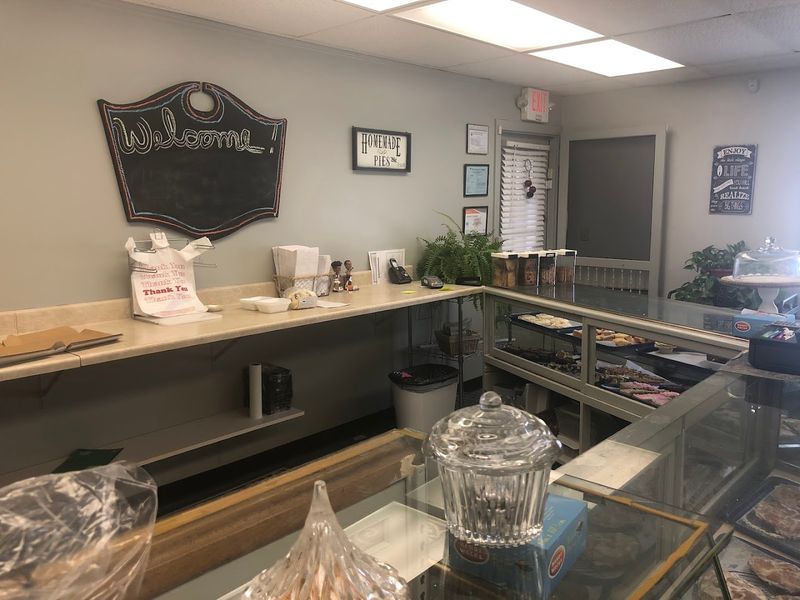 Kathy's Creations Bakery, Alliance