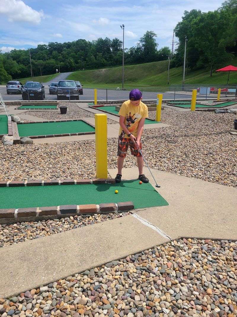 Putting Greens Without The Fuss Putting Greens Without The Fuss