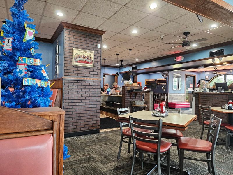 Quad Cities U.S.A. Family Restaurant, Moline, IL