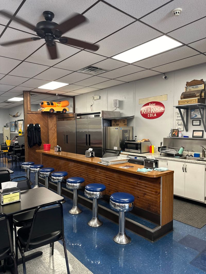 The Refreshing House Root Beer and Birch Beer