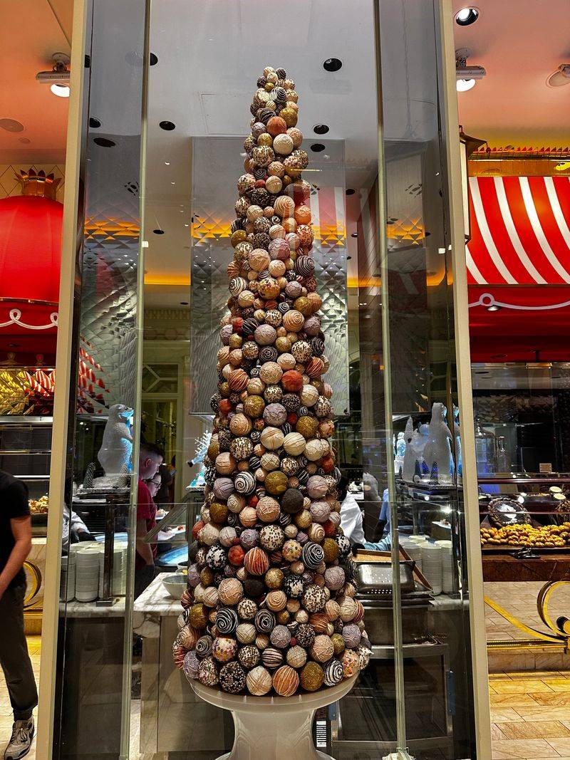 Service Excellence That Enhances The Experience