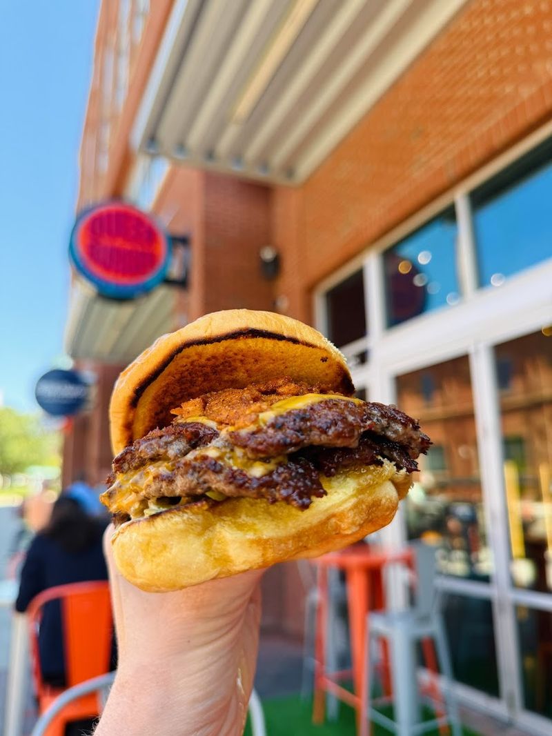QueenBurger QueenBurger