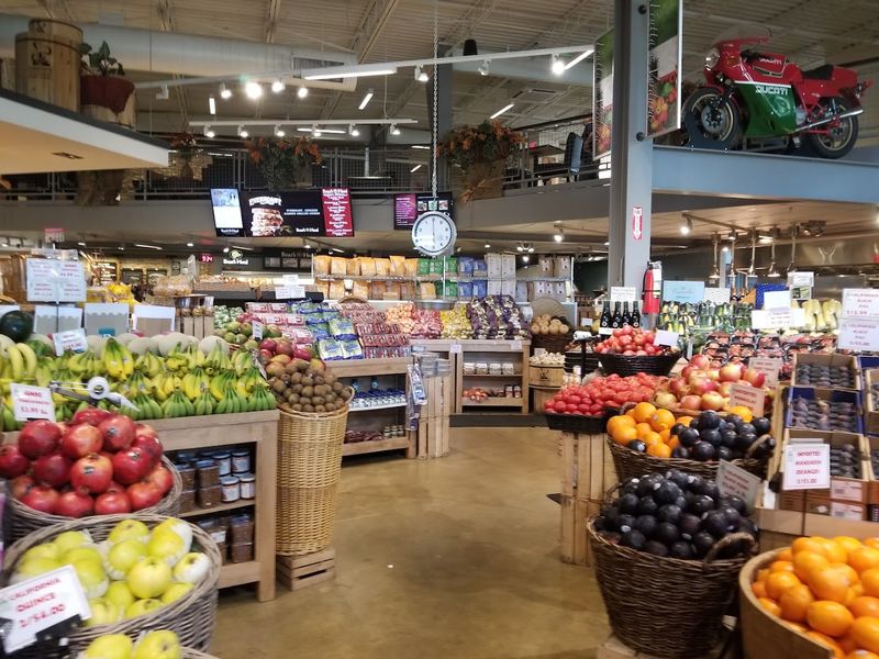 Entrance And First Impressions