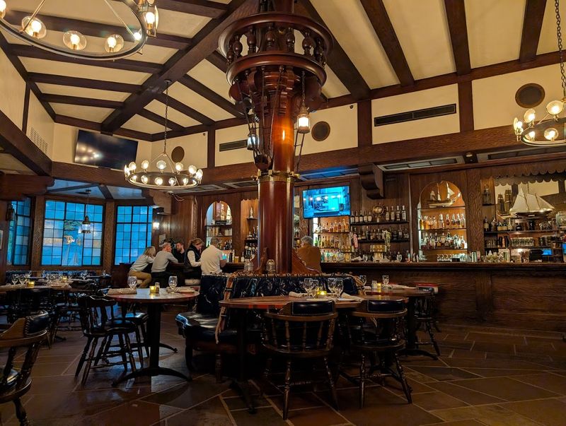 A Pub Atmosphere That Feels Genuinely Lived In