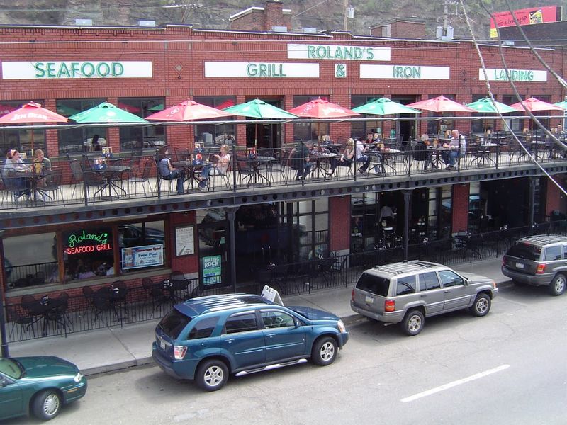Roland's Seafood Grill, Pittsburgh