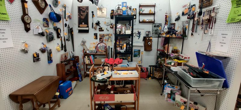 Handmade And Artisan Goods 