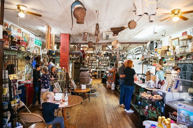 R.M. Brooks General Store