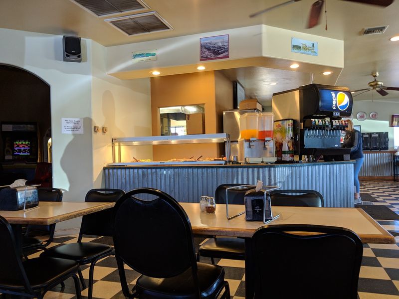 R&R Pizza Express, Thatcher