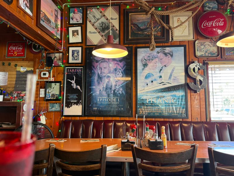 Harbor House Cafe, Sunset Beach