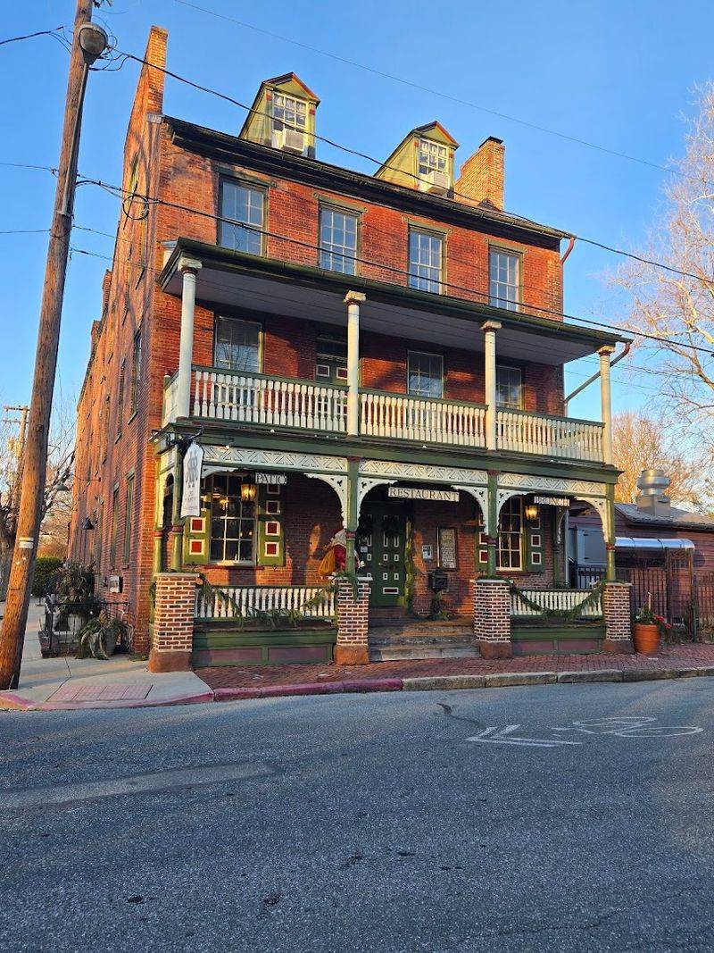 Railroad House Inn Restaurant, Marietta
