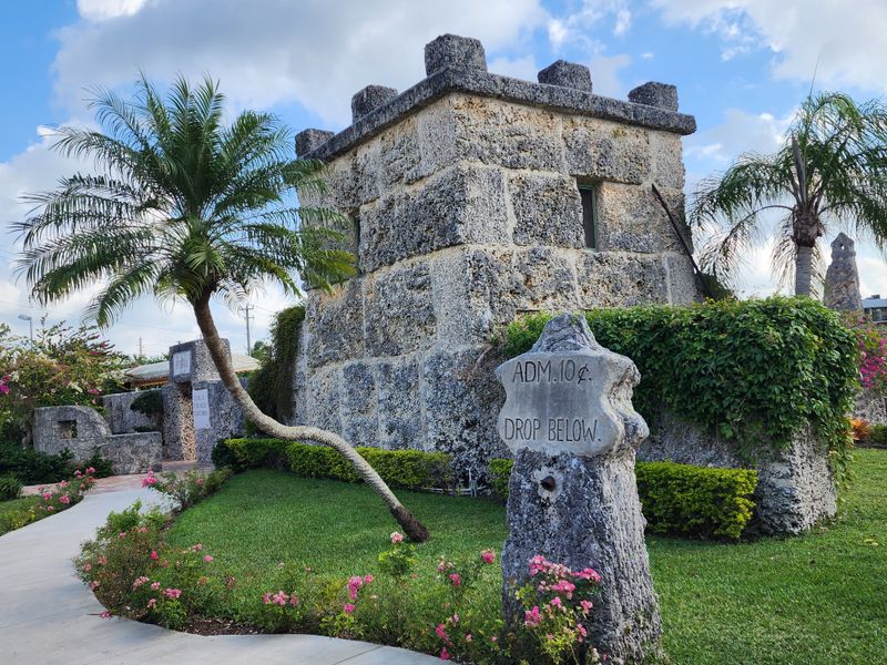 Coral Castle Museum – Homestead