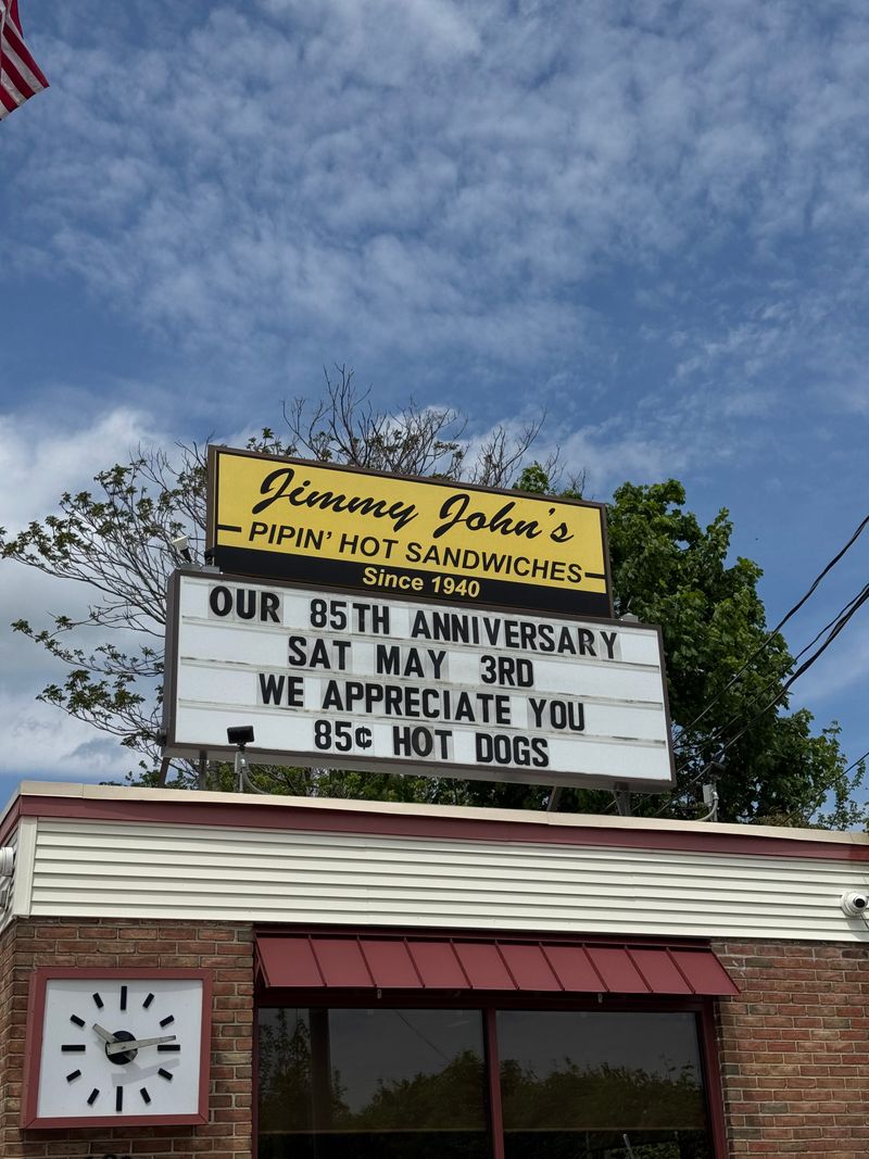 Jimmy John's Pipin' Hot Sandwiches