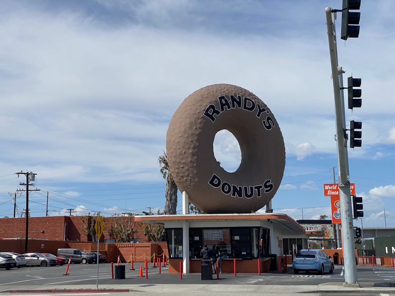 Randy's Donuts