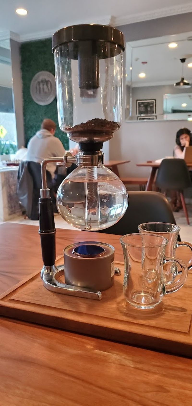 Persian Tea Culture Brought To Life In Philly