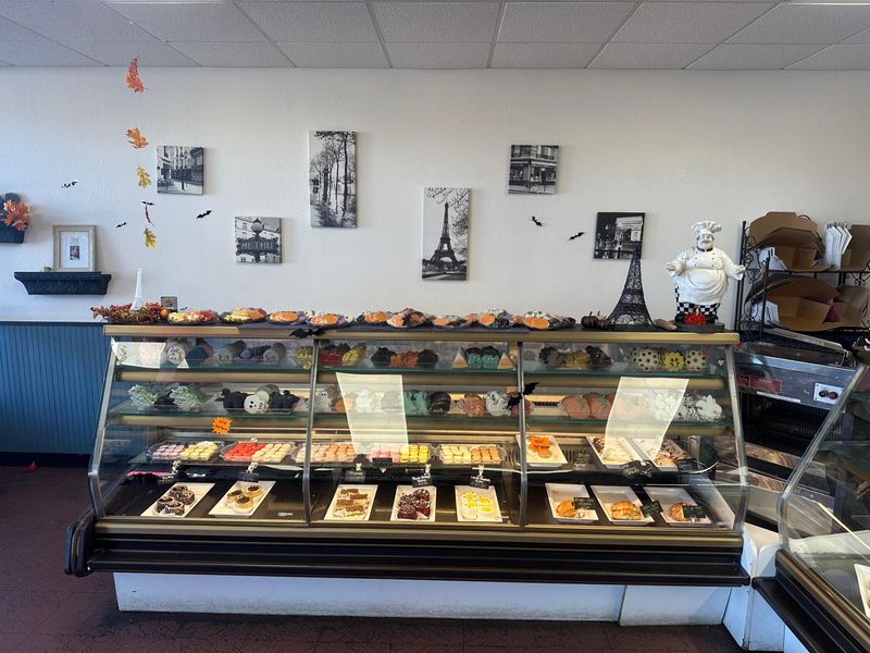 Chocolate Strawberry Mini Cake